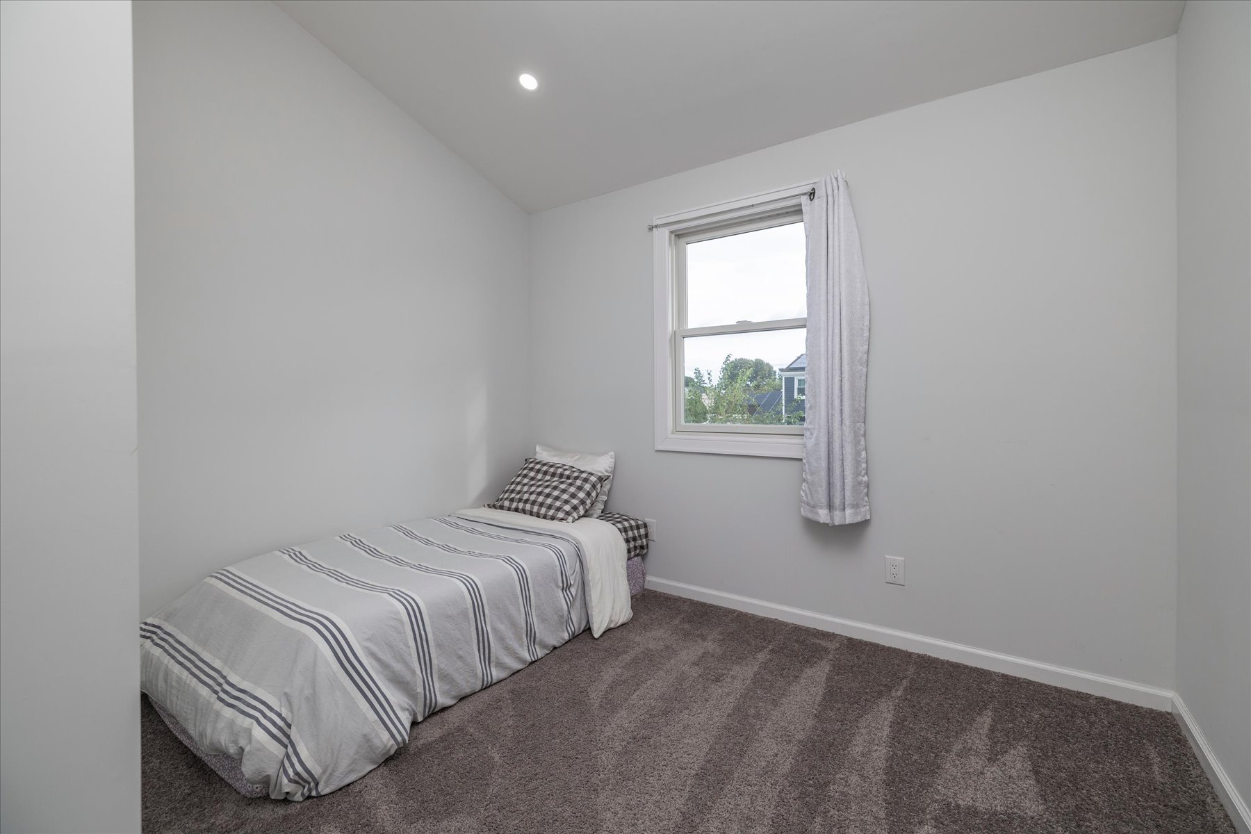  210 N Delaware Avenue, Massapequa, NY, 11758 - 物件實景