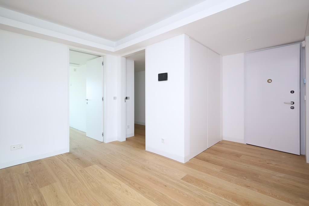 Lisboa, Lisbon, 1700-093, PT, 4 Bedrooms Bedrooms, ,4 BathroomsBathrooms,Residential,For Sale,1829609