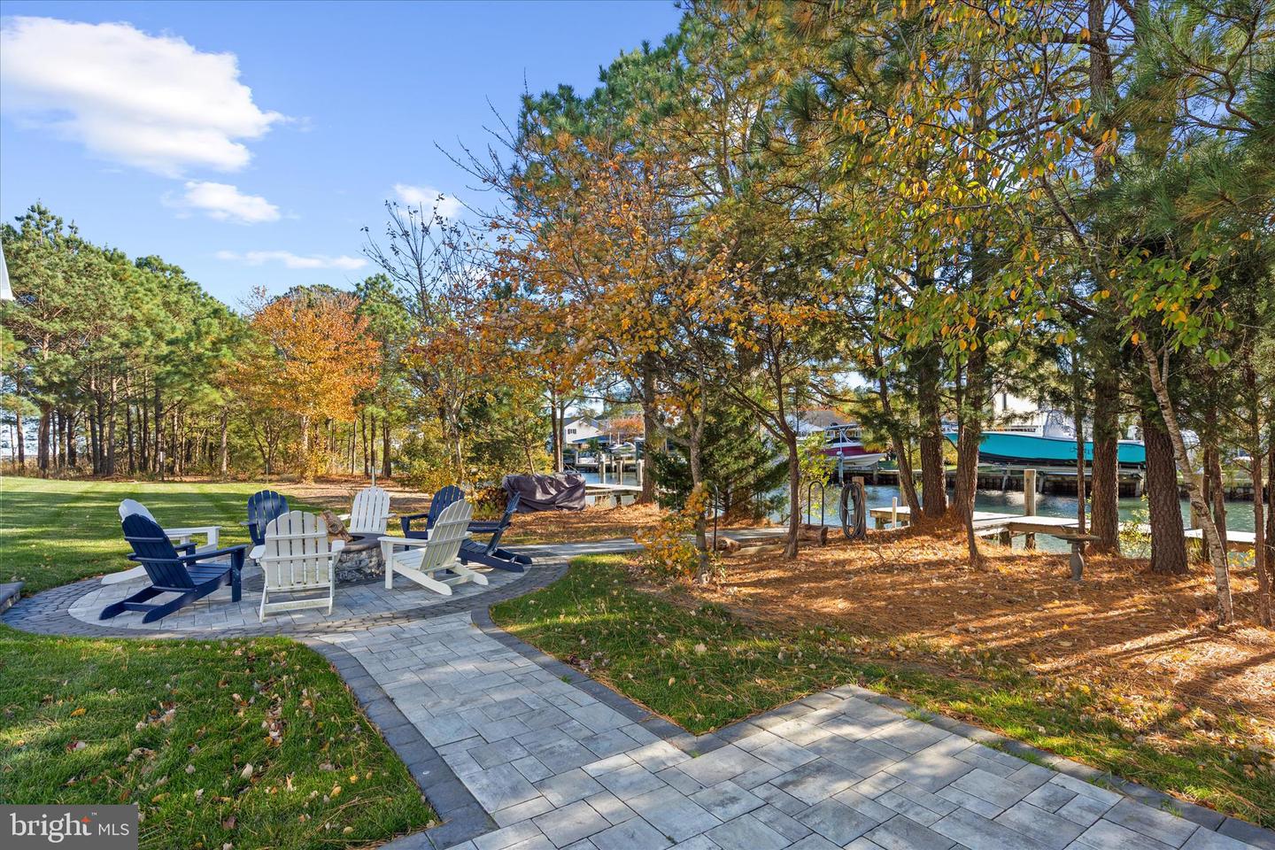 Berlin, Maryland, 21811, United States, 5 Bedrooms Bedrooms, ,4 BathroomsBathrooms,Residential,For Sale,1989737