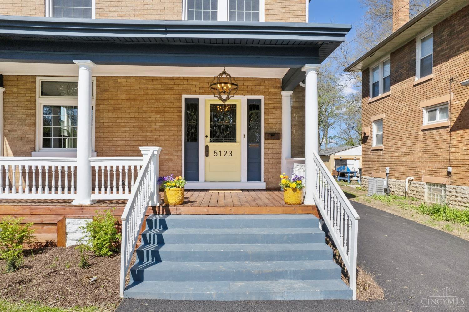 Cincinnati, Ohio, 45227, United States, 5 Bedrooms Bedrooms, ,3 BathroomsBathrooms,Residential,For Sale,1939173