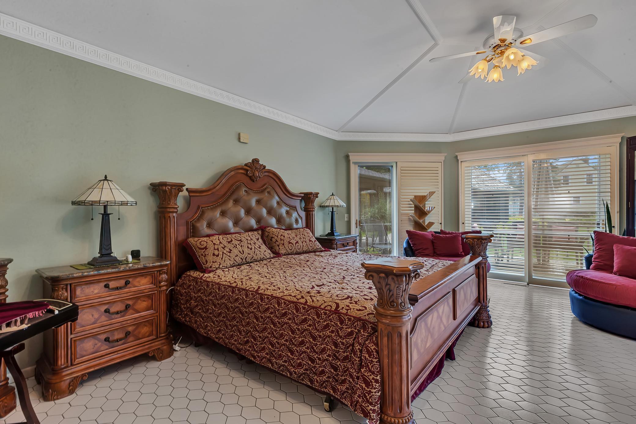 Saint Cloud, Minnesota, 56304, United States, 4 Bedrooms Bedrooms, ,4 BathroomsBathrooms,Residential,For Sale,1836908