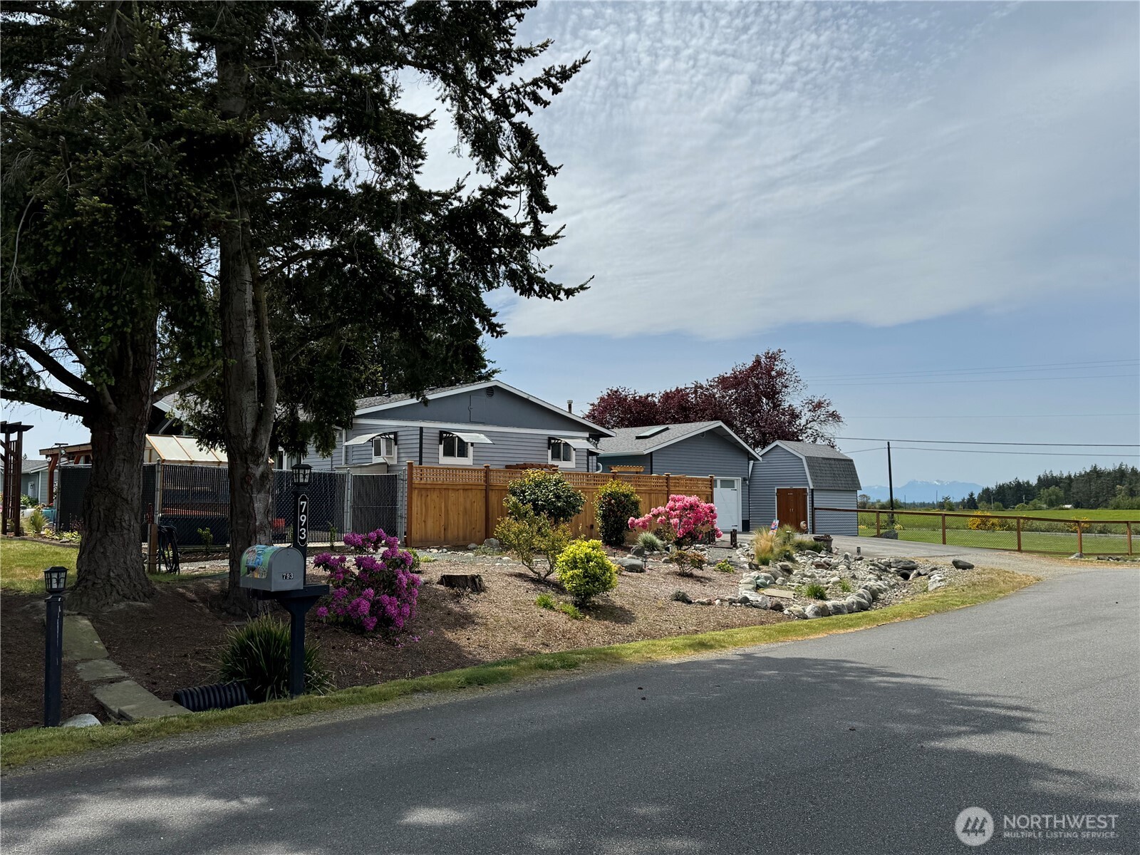 Oak Harbor, Washington, 98277, United States, 3 Bedrooms Bedrooms, ,1 BathroomBathrooms,Residential,For Sale,1897751