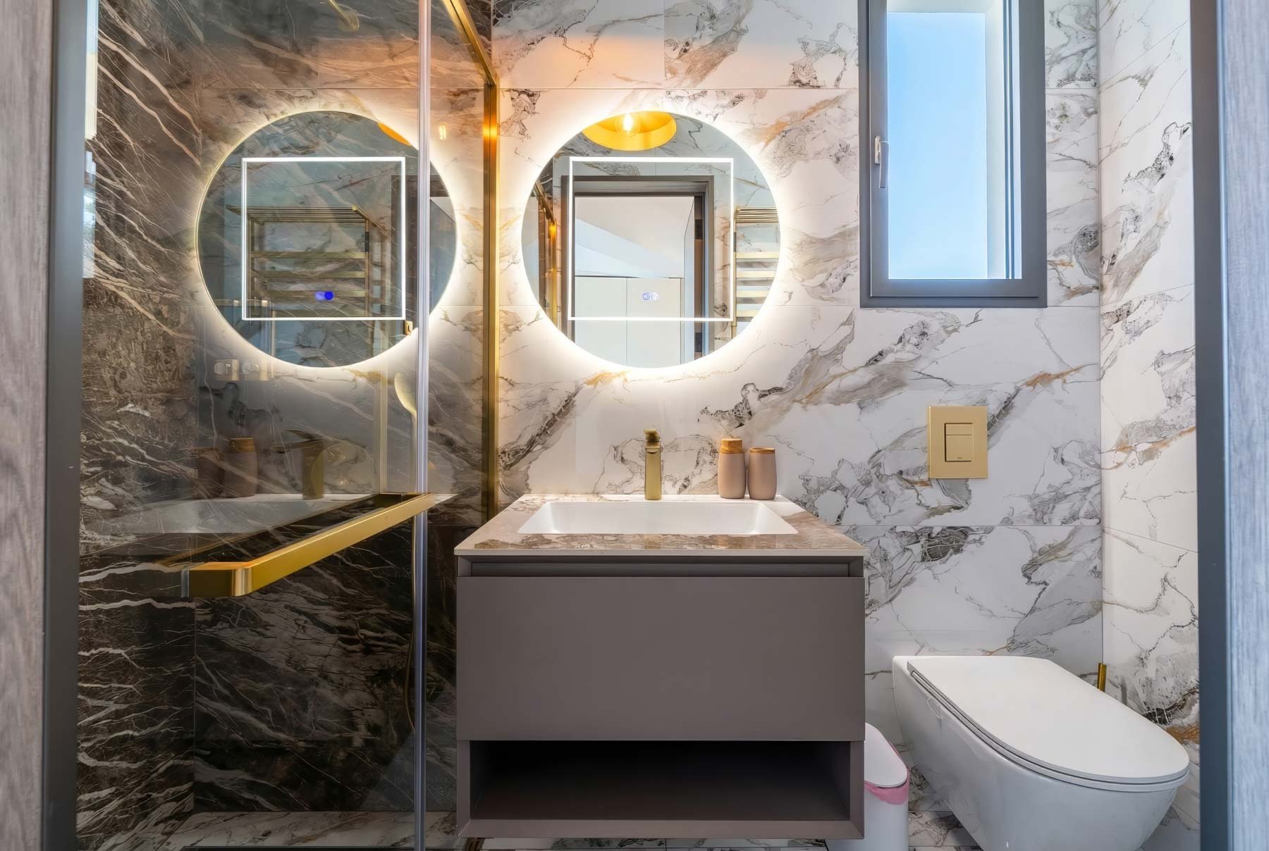  Statement Living: A Seven-Bedroom Villa with Private Pool in Limassol - 物件實景
