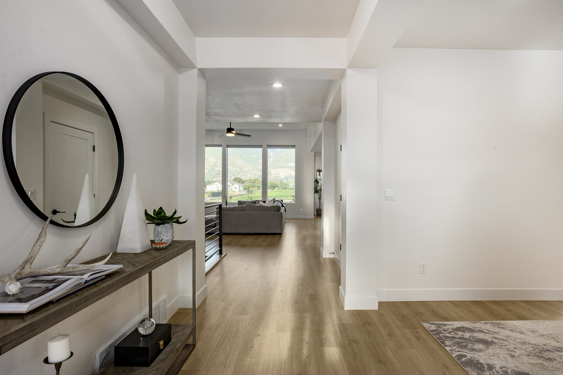  Modern Farmhouse Charm in Farmington - 物件實景