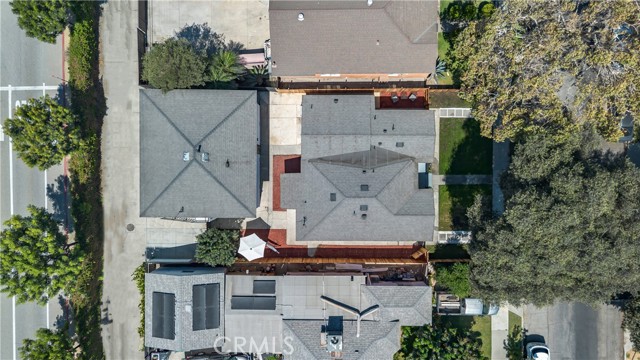 Long Beach, California, 90805, United States, 6 Bedrooms Bedrooms, ,Residential,For Sale,1943908