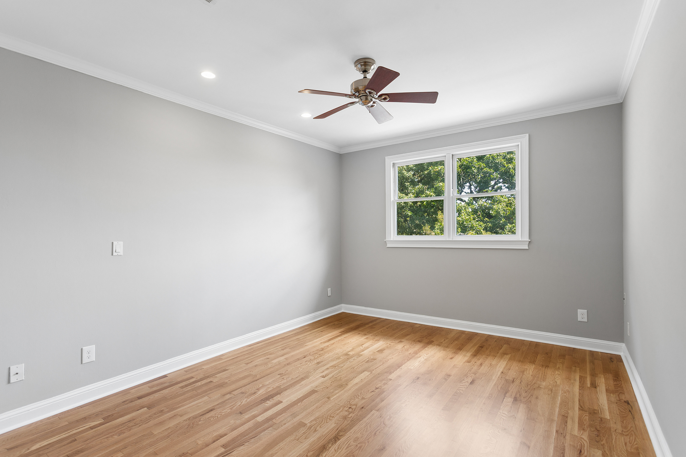  Spacious Midtown Condo with a Rooftop Patio, Storage Unit, and Bonus Room - 物件實景