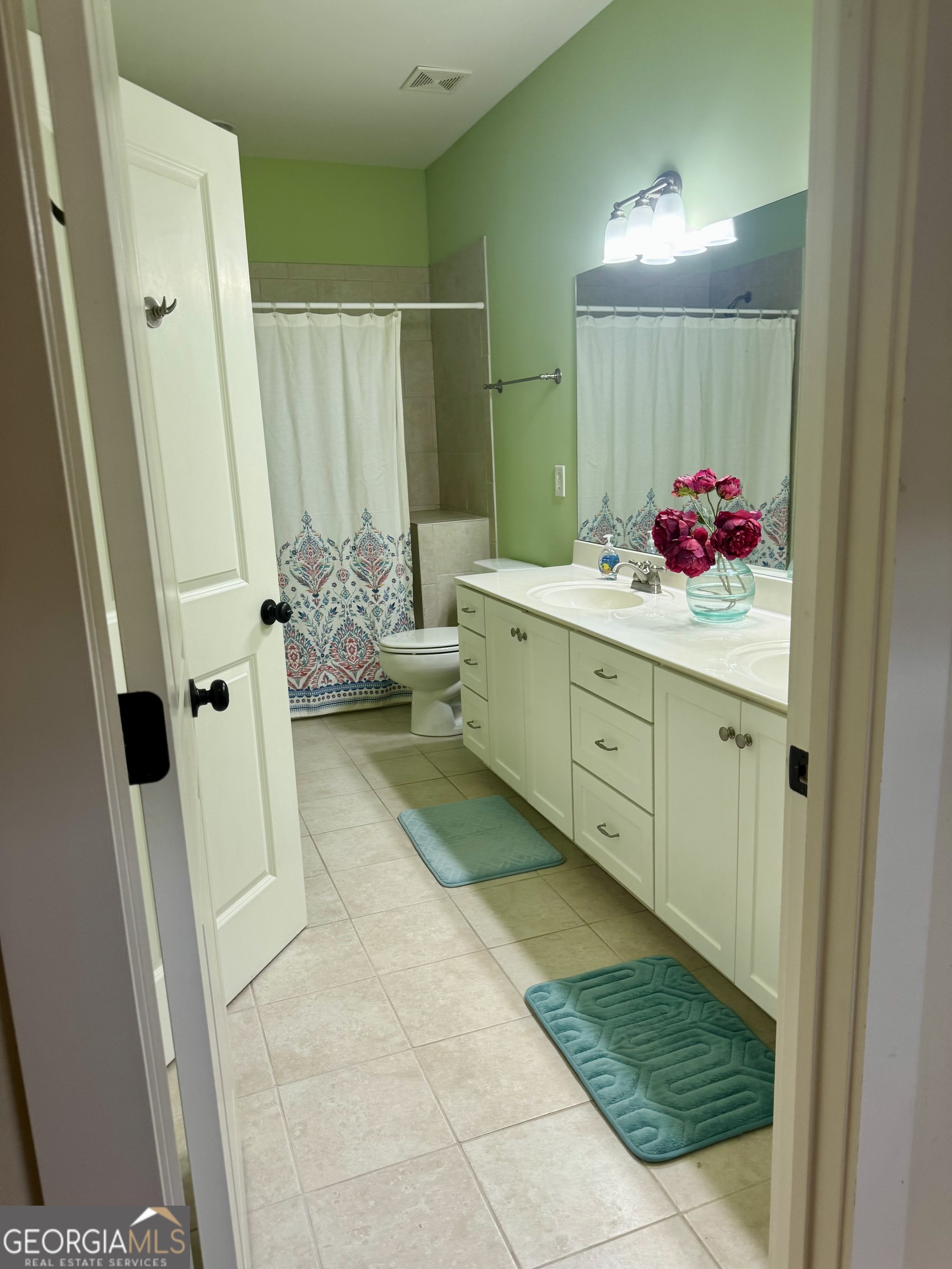 Bogart, Georgia, 30622, United States, 6 Bedrooms Bedrooms, ,4 BathroomsBathrooms,Residential,For Sale,1792990