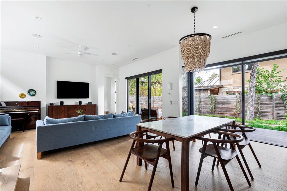 Austin, Texas, 78703, United States, 4 Bedrooms Bedrooms, ,4 BathroomsBathrooms,Residential,For Sale,1940448