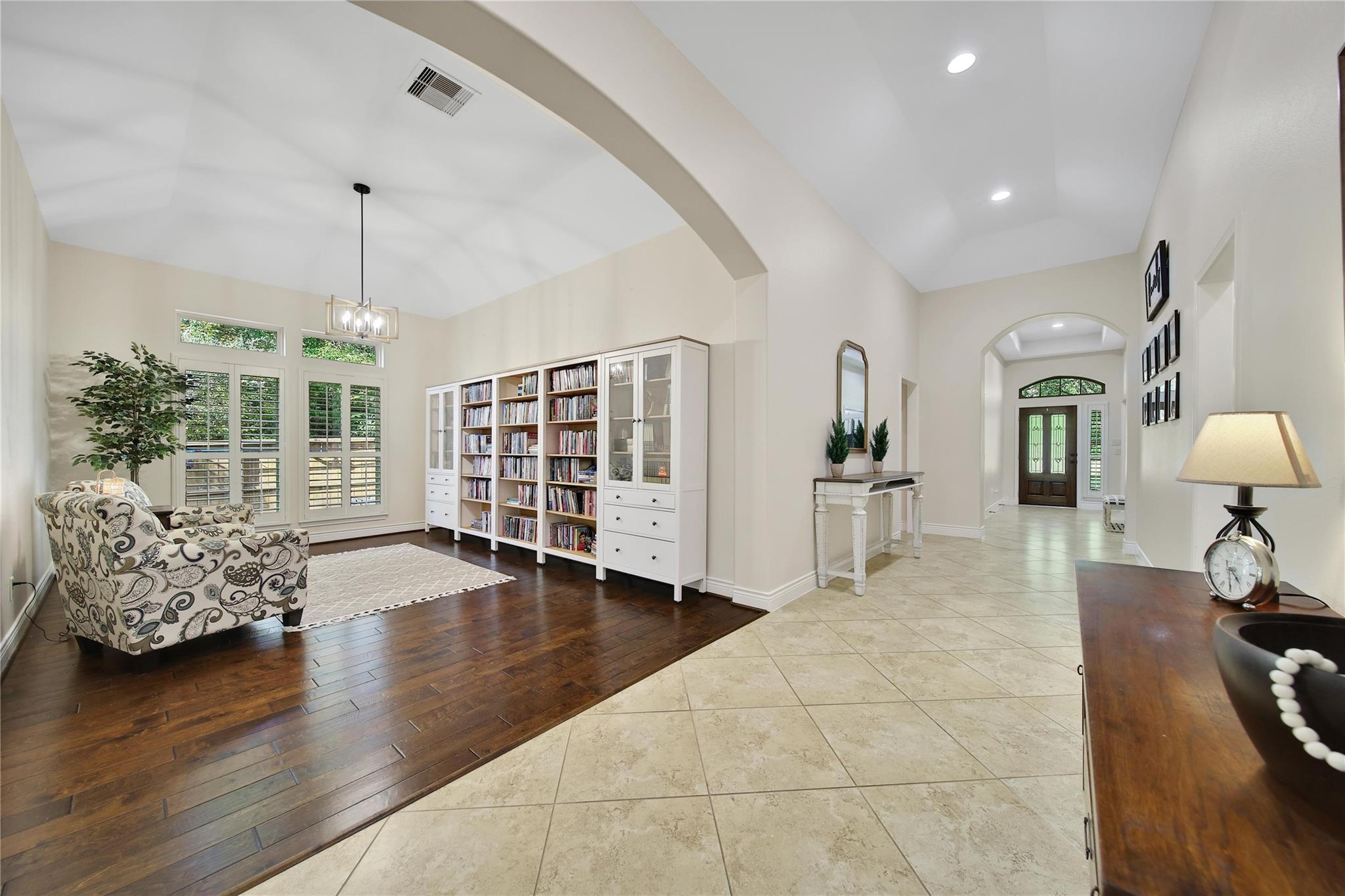 Montgomery, Texas, 77316, United States, 3 Bedrooms Bedrooms, ,3 BathroomsBathrooms,Residential,For Sale,1992455