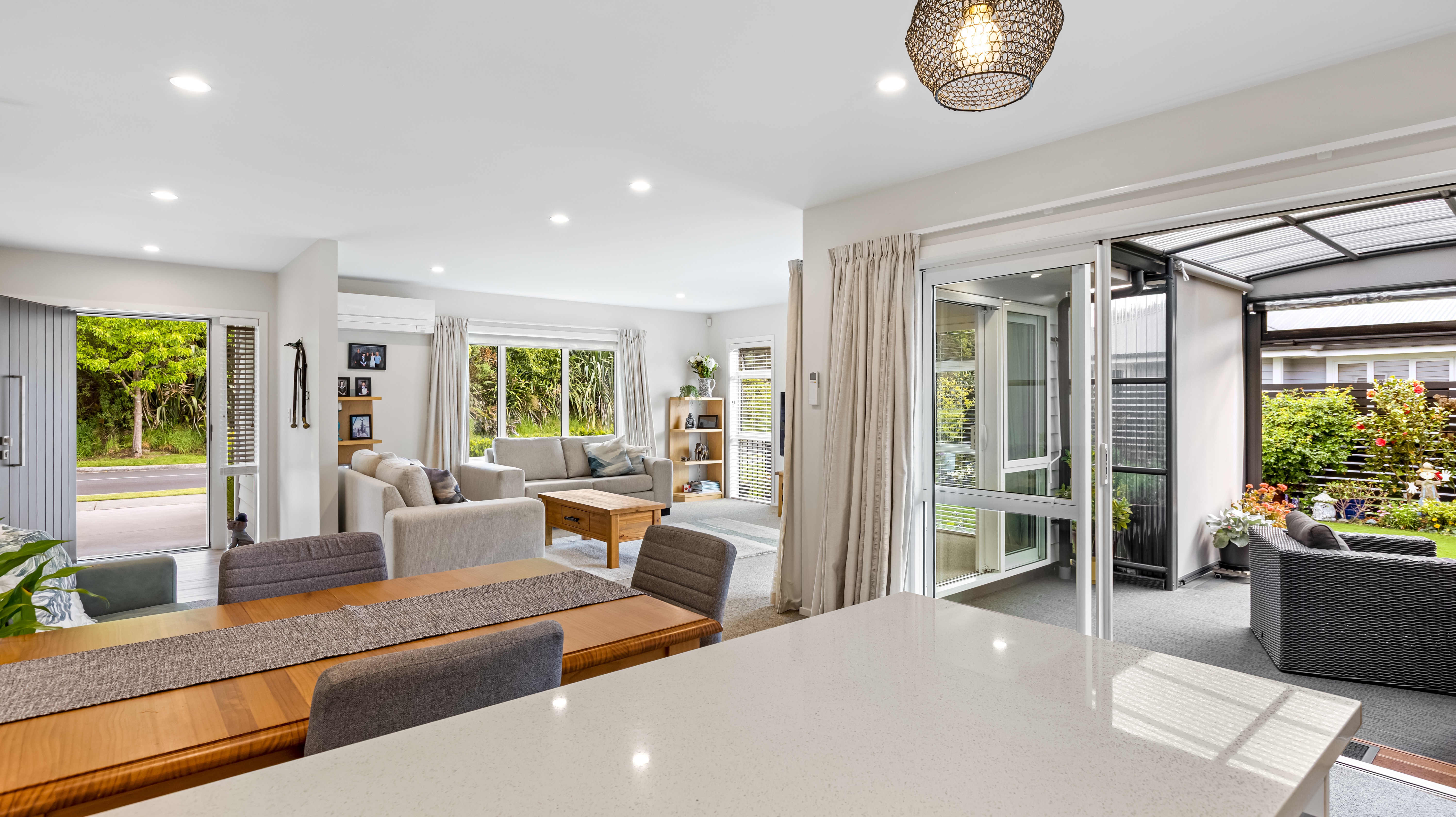 Easy-Care Living In A Peaceful Setting - 物件實景