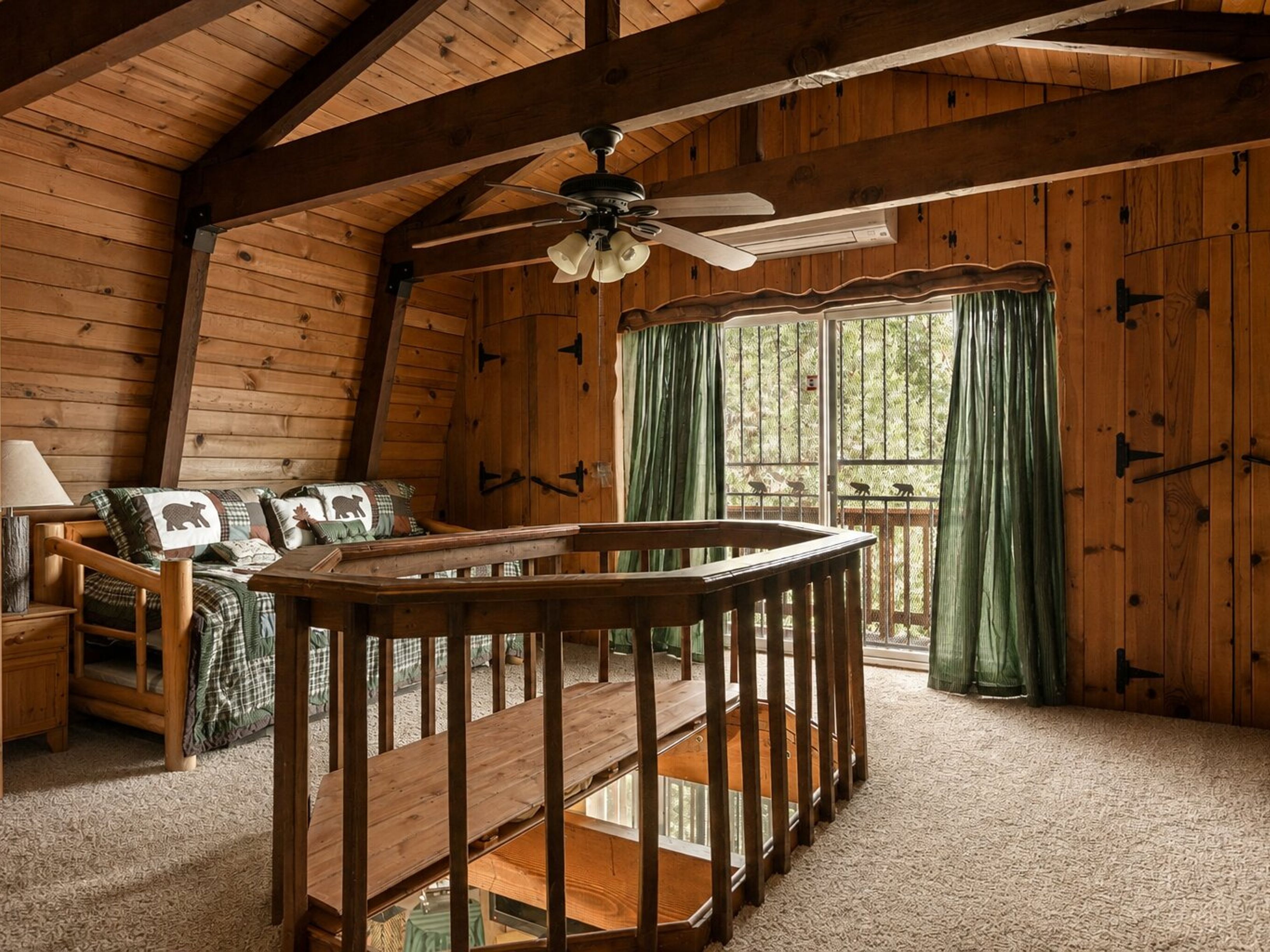  24244 Altdorf Drive, Crestline, CA 92325 - 物件實景
