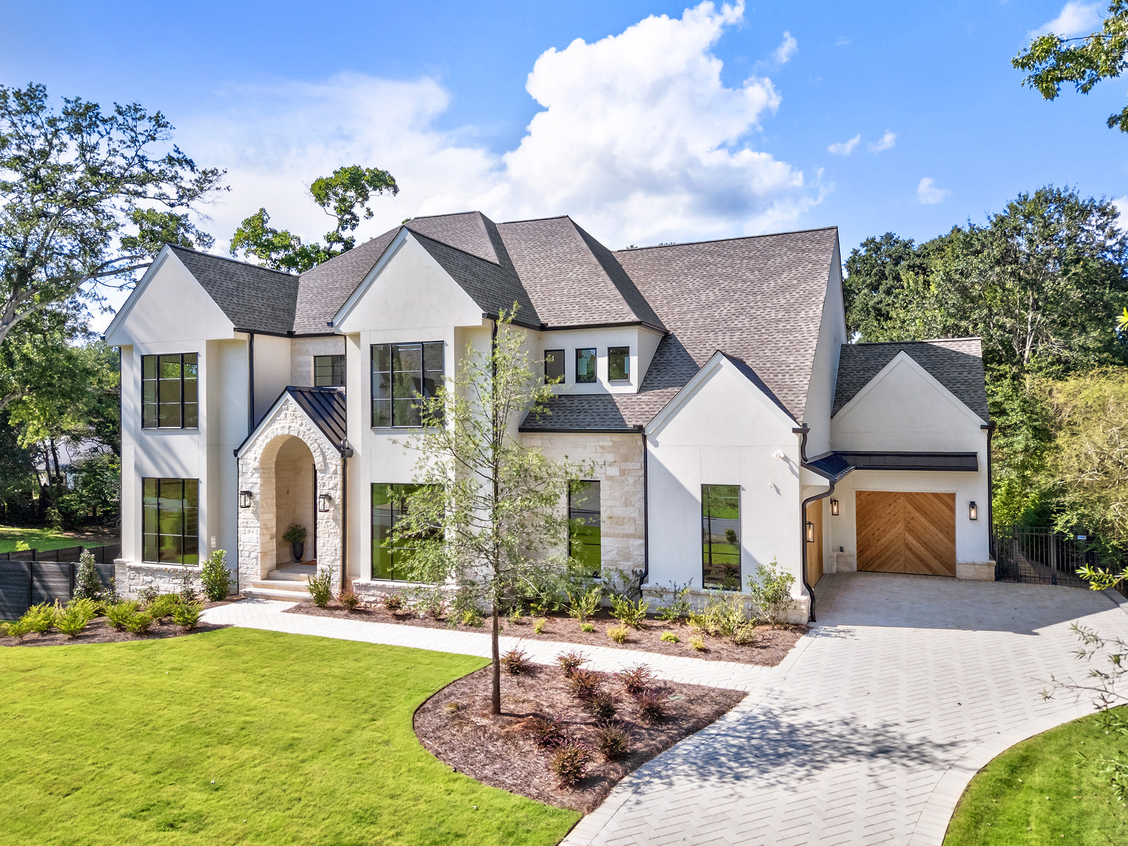  Rare Basement Home Located in Sought-After Communities in Downtown Alpharetta - 物件實景
