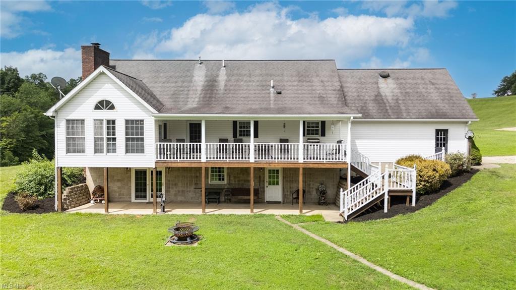 New Matamoras, Ohio, 45767, United States, 3 Bedrooms Bedrooms, ,4 BathroomsBathrooms,Residential,For Sale,1915992