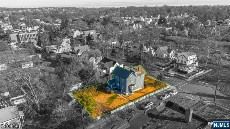 Bloomfield, New Jersey, 07003, United States, 6 Bedrooms Bedrooms, ,3 BathroomsBathrooms,Residential,For Sale,2003038