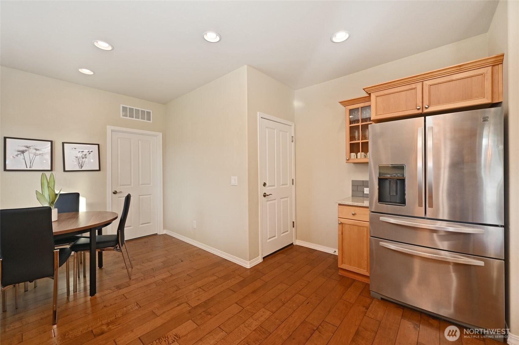 OLYMPIA, Washington, 98516, United States, 3 Bedrooms Bedrooms, ,2 BathroomsBathrooms,Residential,For Sale,1991092