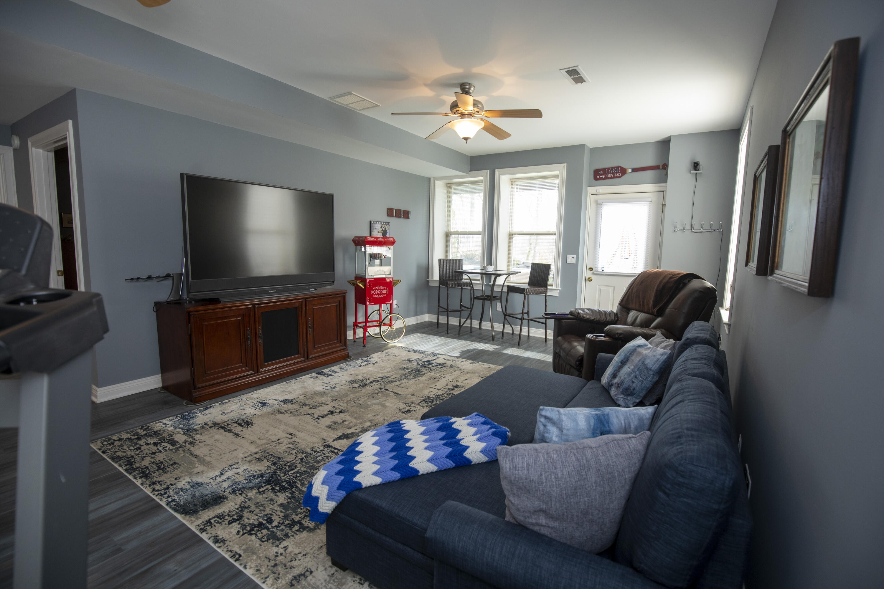 Harrodsburg, Kentucky, 40330, United States, 5 Bedrooms Bedrooms, ,4 BathroomsBathrooms,Residential,For Sale,1826729