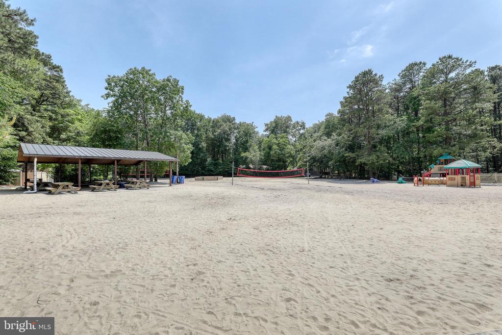 Medford, New Jersey, 08055, United States, 4 Bedrooms Bedrooms, ,3 BathroomsBathrooms,Residential,For Sale,1922039