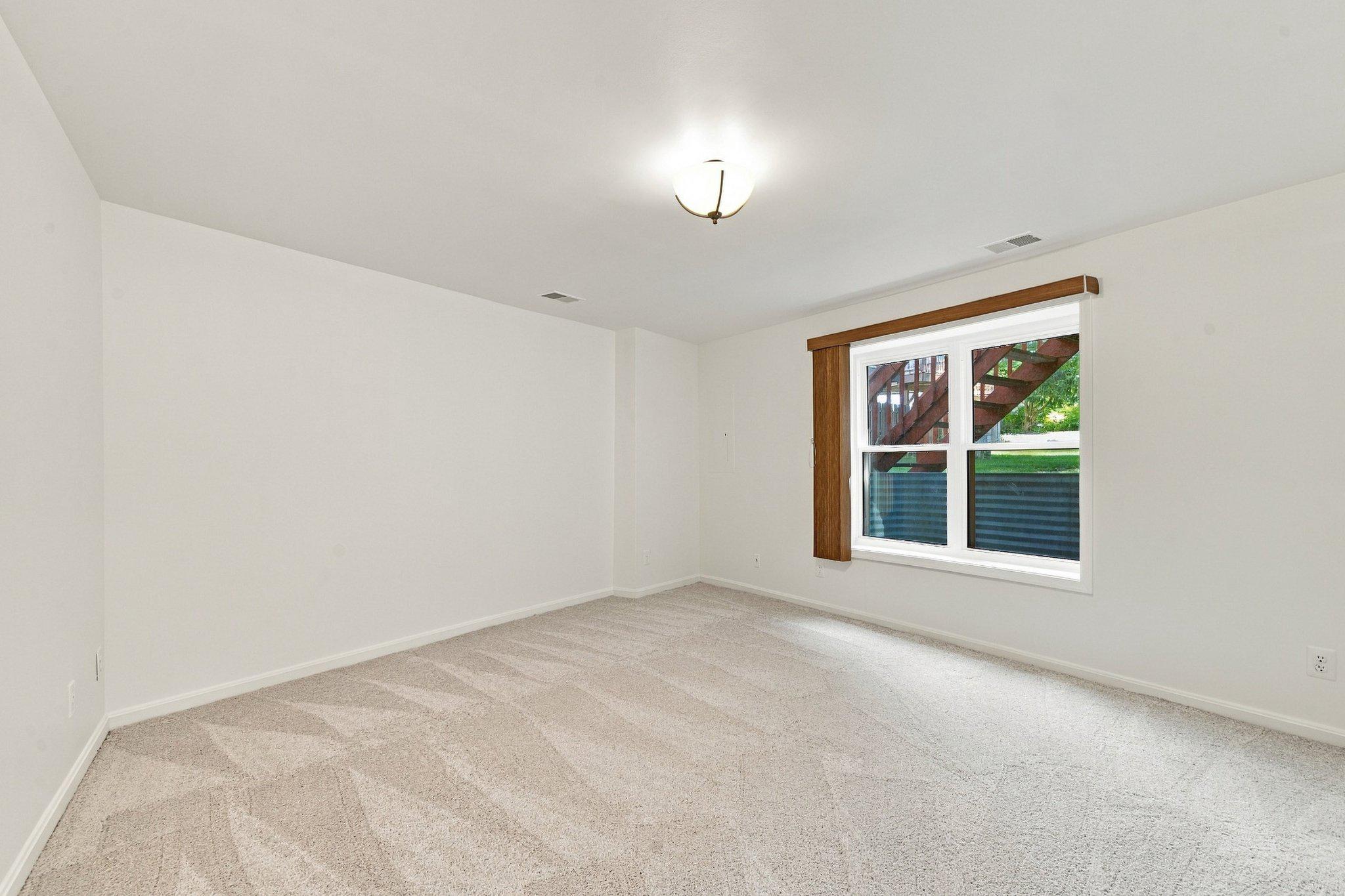  5909 Saint Giles Way, Alexandria, VA, 22315 - 物件實景