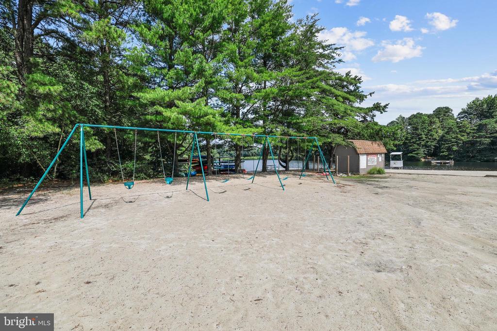 Medford, New Jersey, 08055, United States, 4 Bedrooms Bedrooms, ,3 BathroomsBathrooms,Residential,For Sale,1922039