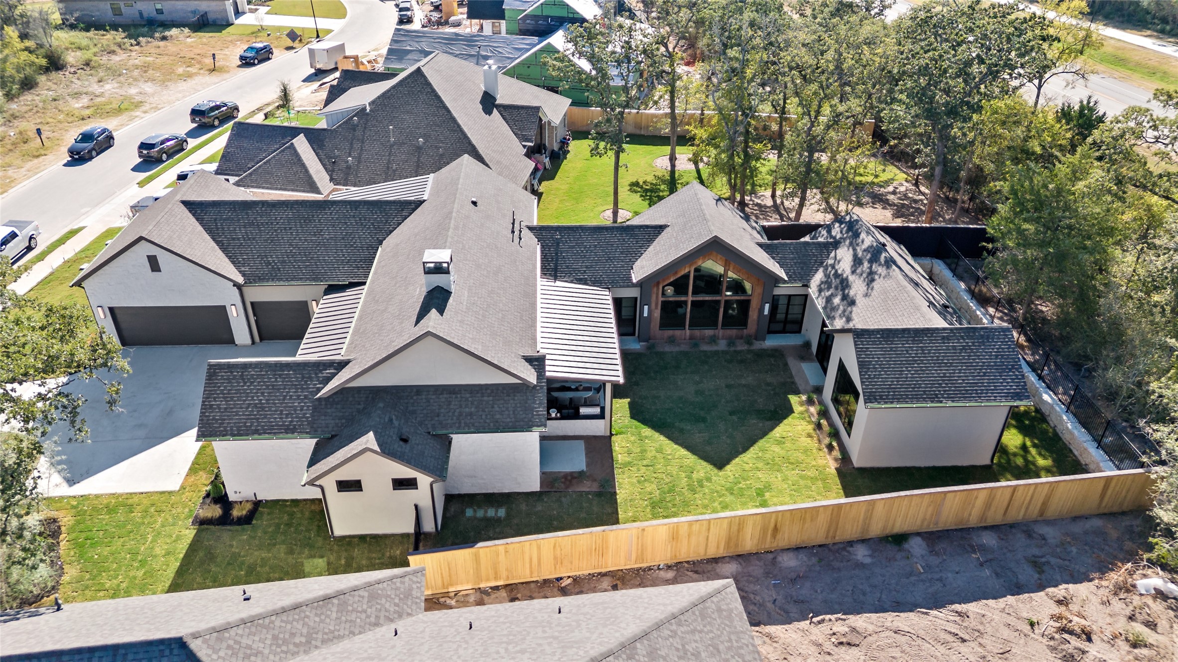 Bryan, Texas, 77807, United States, 3 Bedrooms Bedrooms, ,4 BathroomsBathrooms,Residential,For Sale,1986522