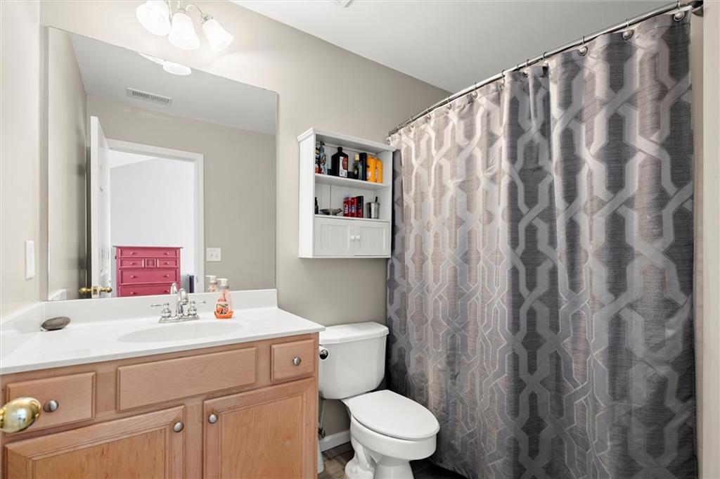 Woodstock, Georgia, 30188, United States, 6 Bedrooms Bedrooms, ,5 BathroomsBathrooms,Residential,For Sale,2009227