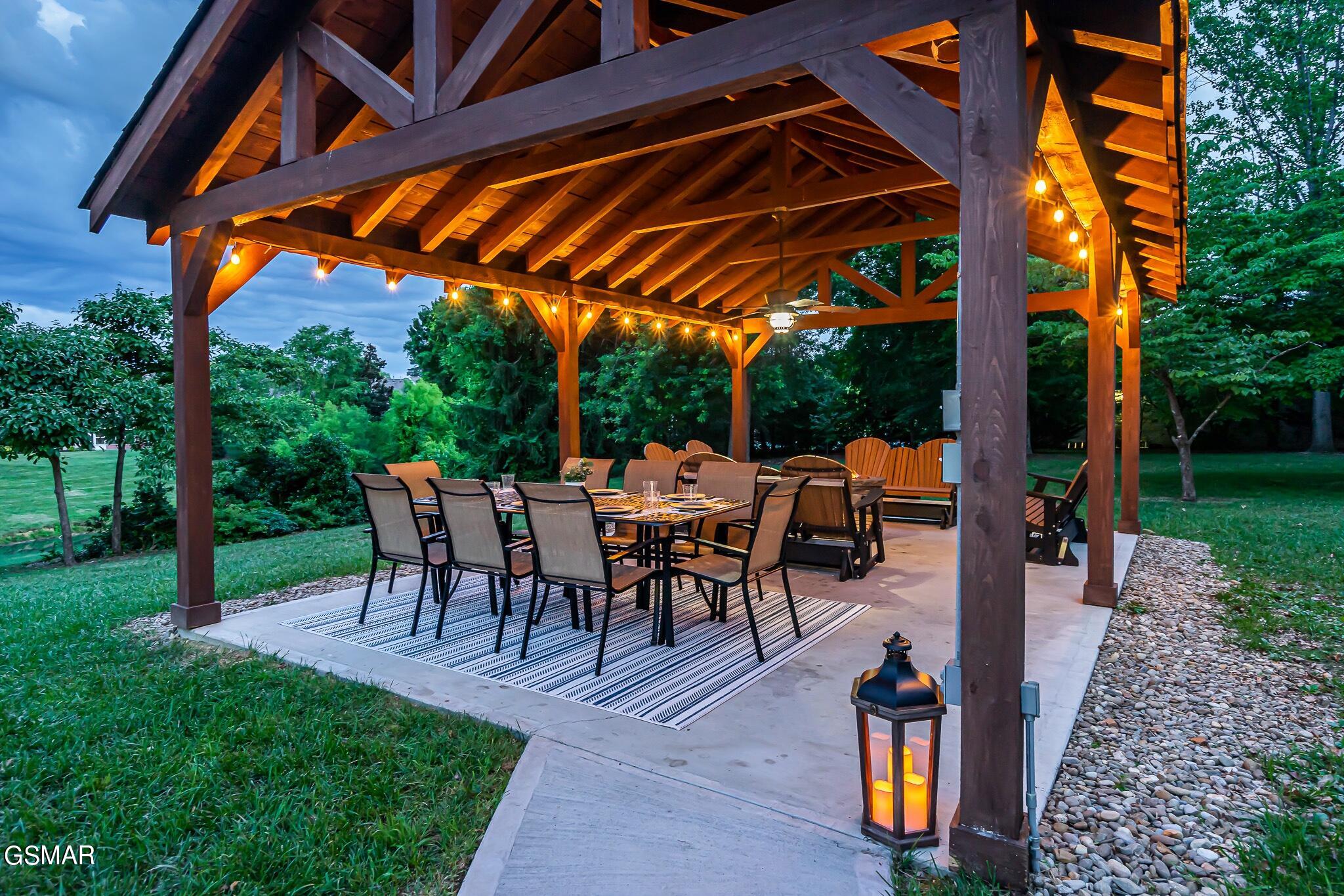 Sevierville, Tennessee, 37862, United States, 6 Bedrooms Bedrooms, ,9 BathroomsBathrooms,Residential,For Sale,1973767