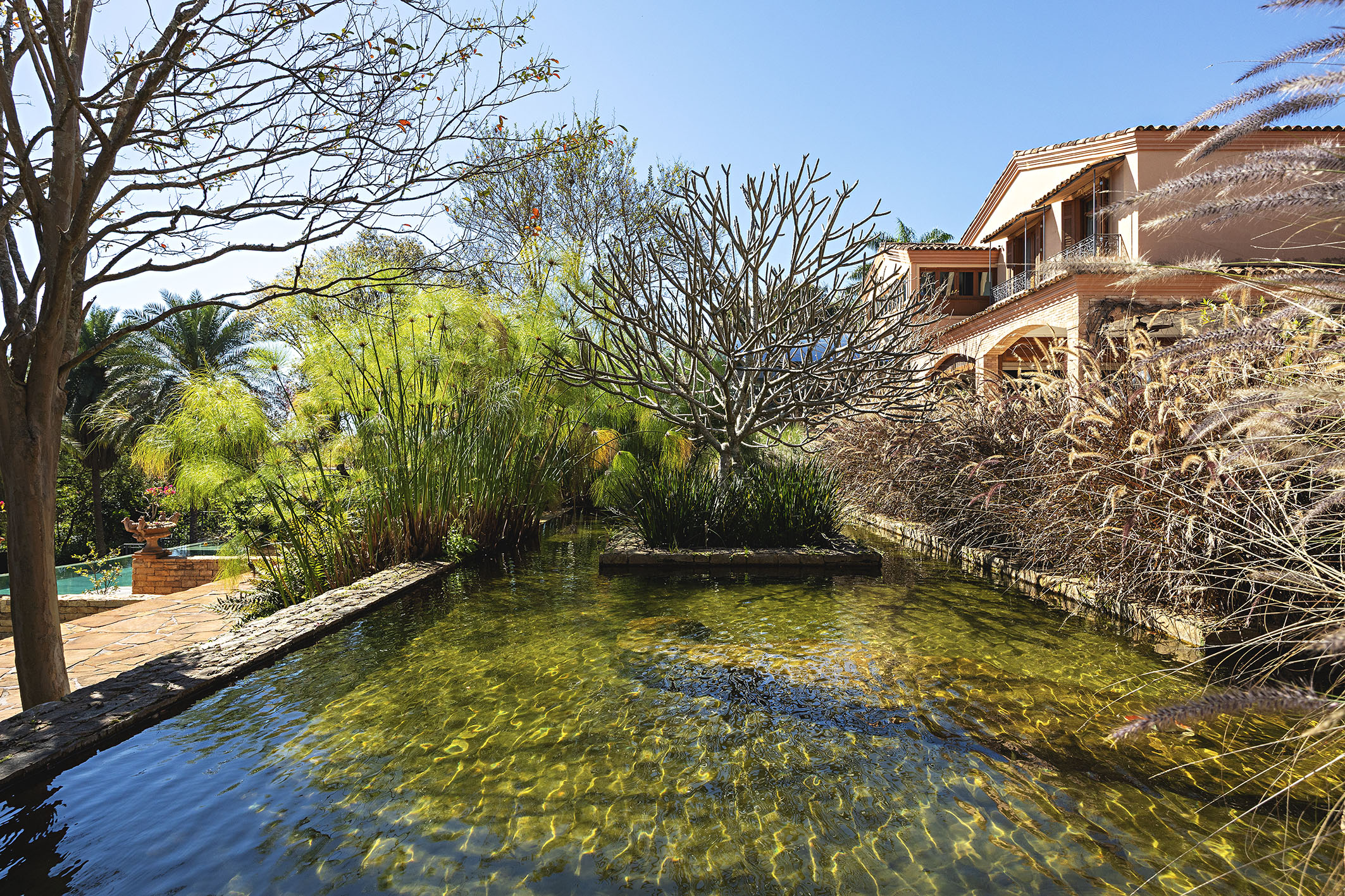  Tuscan-Style Residence in Quinta da Baroneza with an Exclusive Design - 物件實景