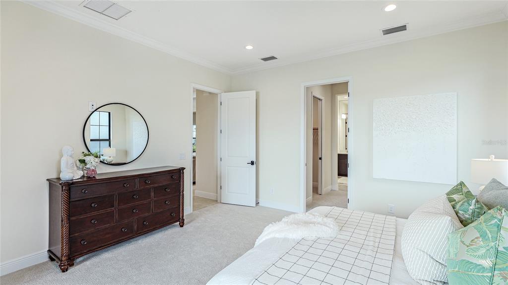 Sarasota, Florida, 34240, United States, 4 Bedrooms Bedrooms, ,4 BathroomsBathrooms,Residential,For Sale,1987779