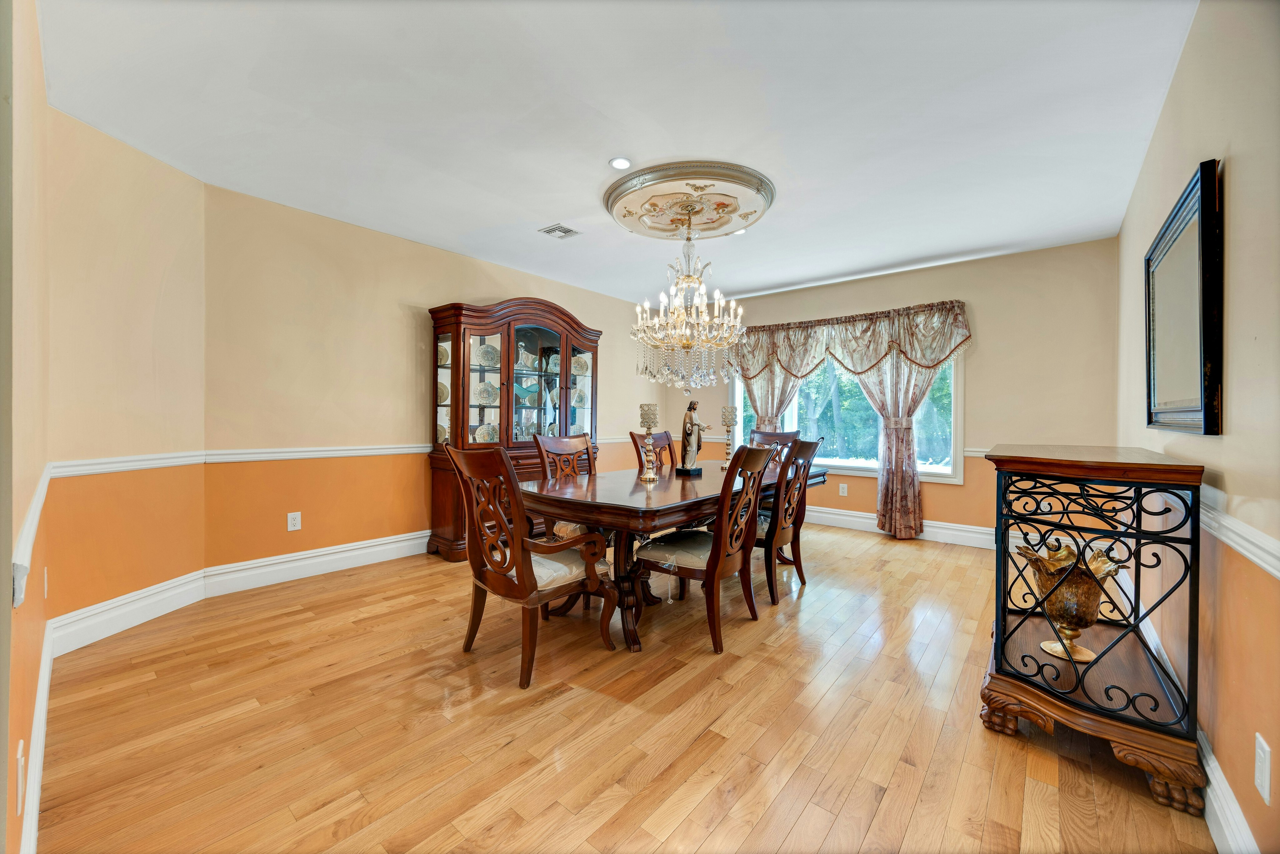  252 Mabel Place, Franklin Lakes, NJ 07417 - 物件實景