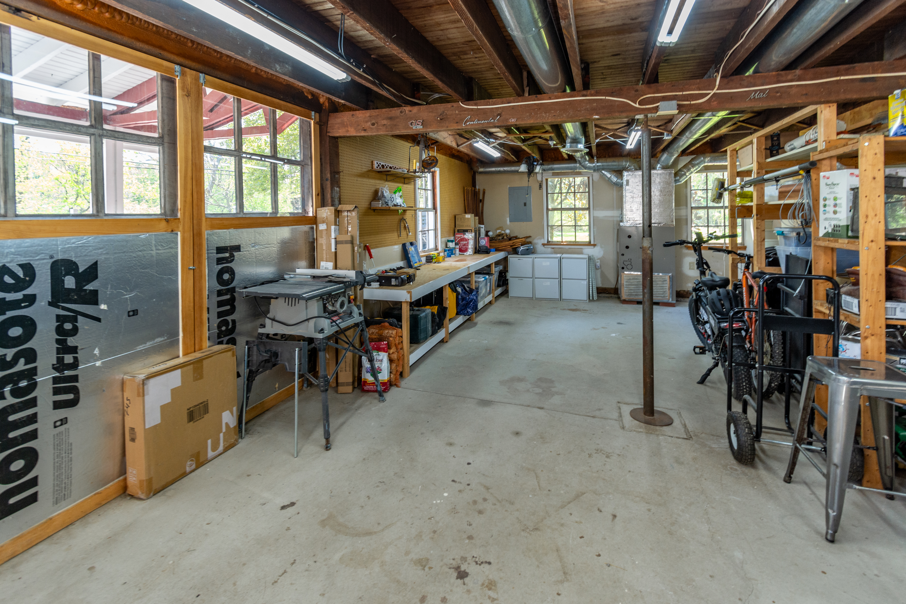  Historic New Hope Home with Updated Pool, Heated Studio, and Bucks County Charm - 物件實景