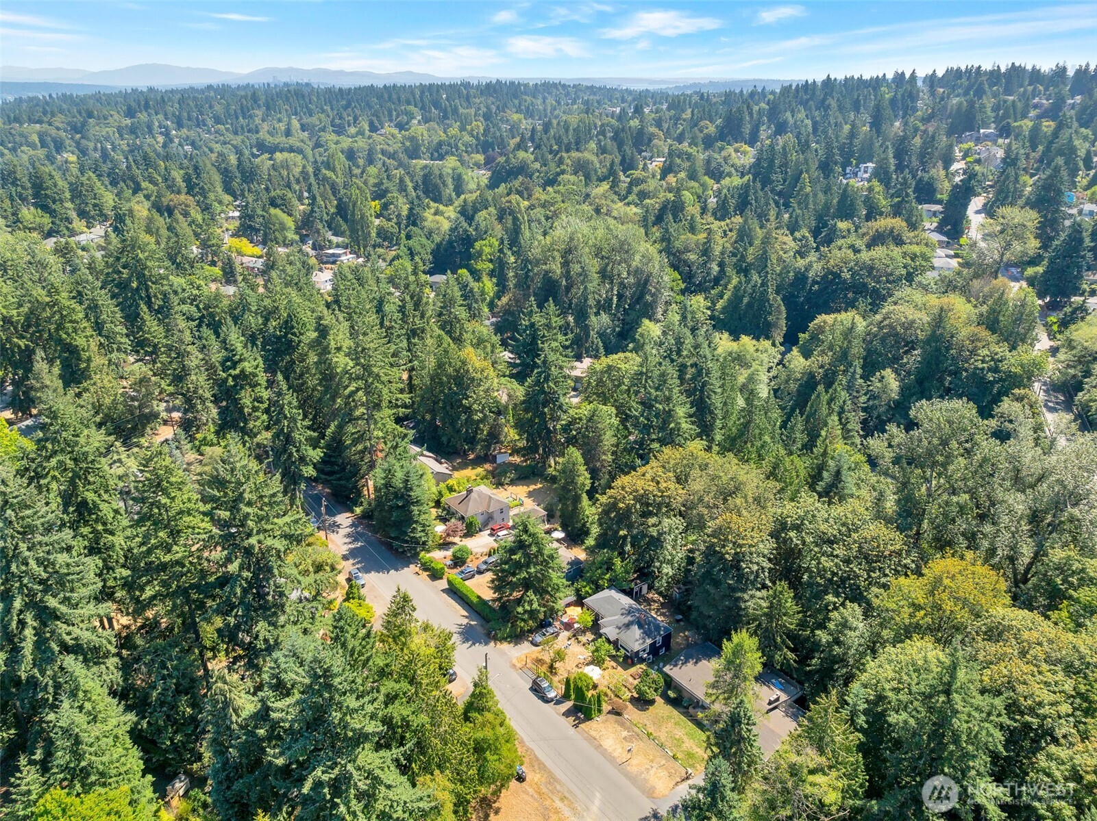 Seattle, Washington, 98125, United States, 4 Bedrooms Bedrooms, ,1 BathroomBathrooms,Residential,For Sale,1977932