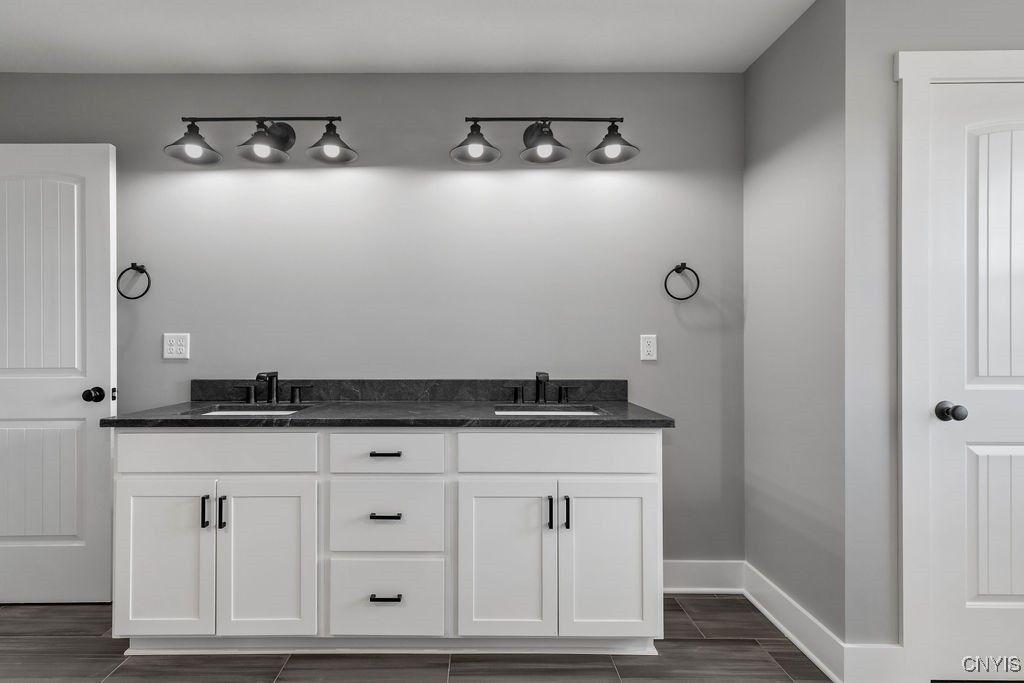 Syracuse, New York, 13215, United States, 3 Bedrooms Bedrooms, ,3 BathroomsBathrooms,Residential,For Sale,1778206