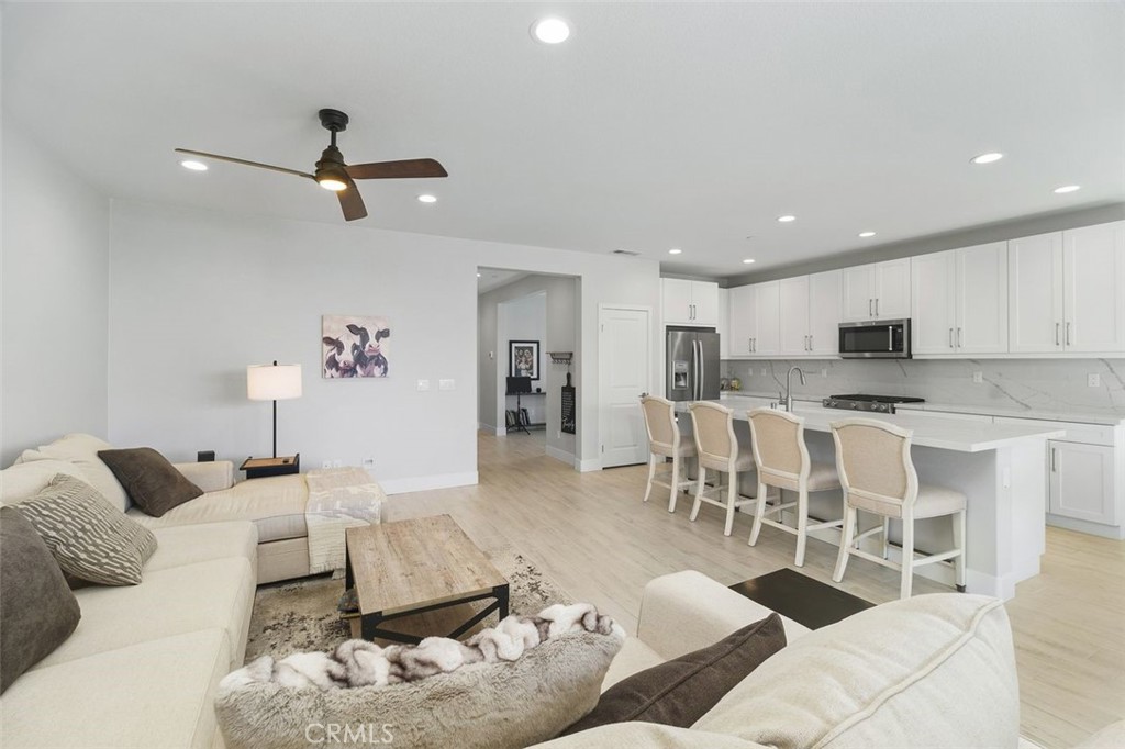 Indio, California, 92201, United States, 2 Bedrooms Bedrooms, ,3 BathroomsBathrooms,Residential,For Sale,1919673