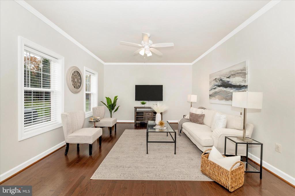 Frederick, Maryland, 21702, United States, 4 Bedrooms Bedrooms, ,3 BathroomsBathrooms,Residential,For Sale,1987380