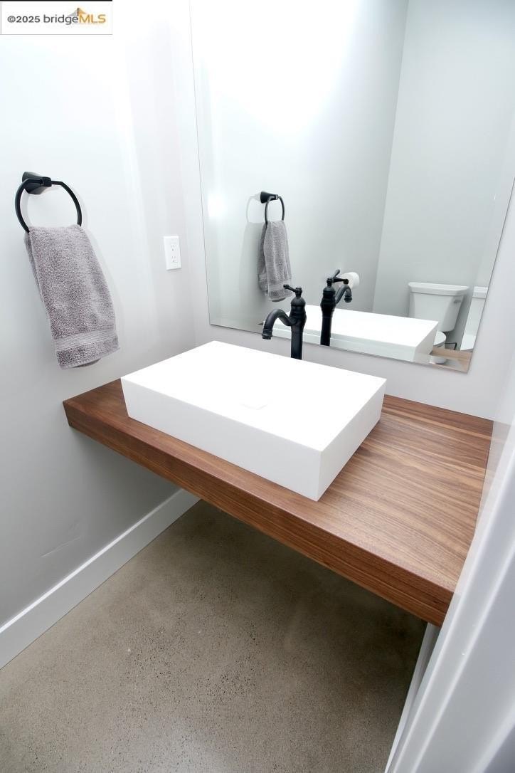 Sonora, California, 95370, United States, 3 Bedrooms Bedrooms, ,2 BathroomsBathrooms,Residential,For Sale,1997439