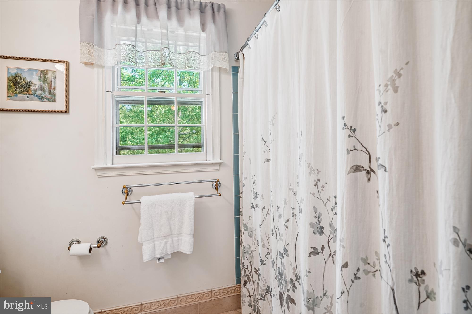 Burke, Virginia, 22015, United States, 5 Bedrooms Bedrooms, ,4 BathroomsBathrooms,Residential,For Sale,1905791