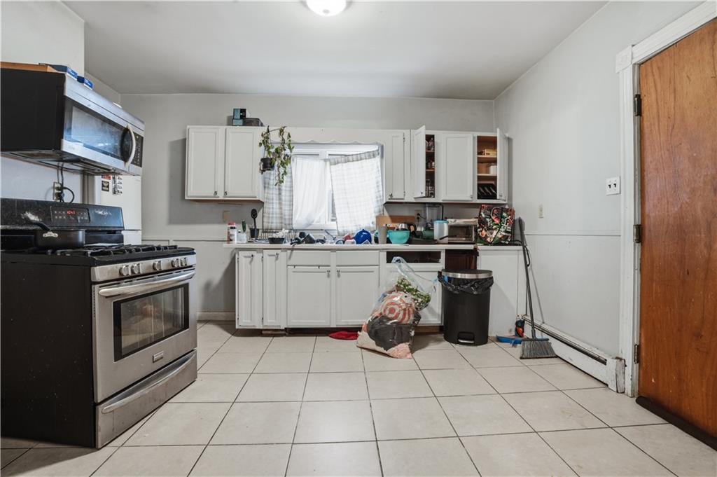 Providence, Rhode Island, 02905, United States, 5 Bedrooms Bedrooms, ,3 BathroomsBathrooms,Residential,For Sale,2036565
