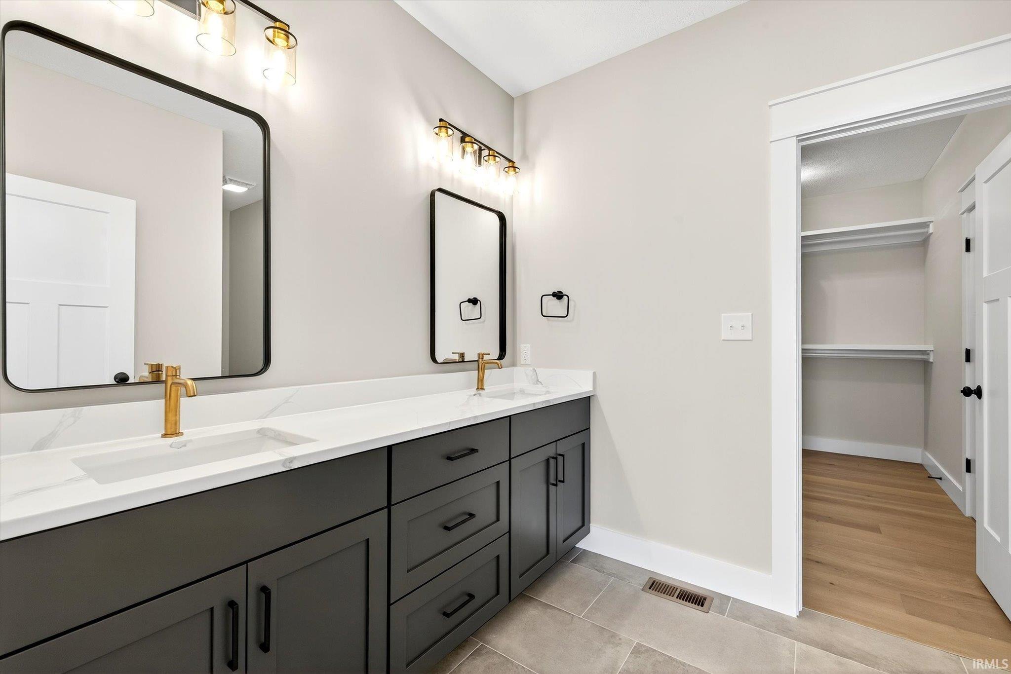 Bloomington, Indiana, 47401, United States, 5 Bedrooms Bedrooms, ,3 BathroomsBathrooms,Residential,For Sale,2005460