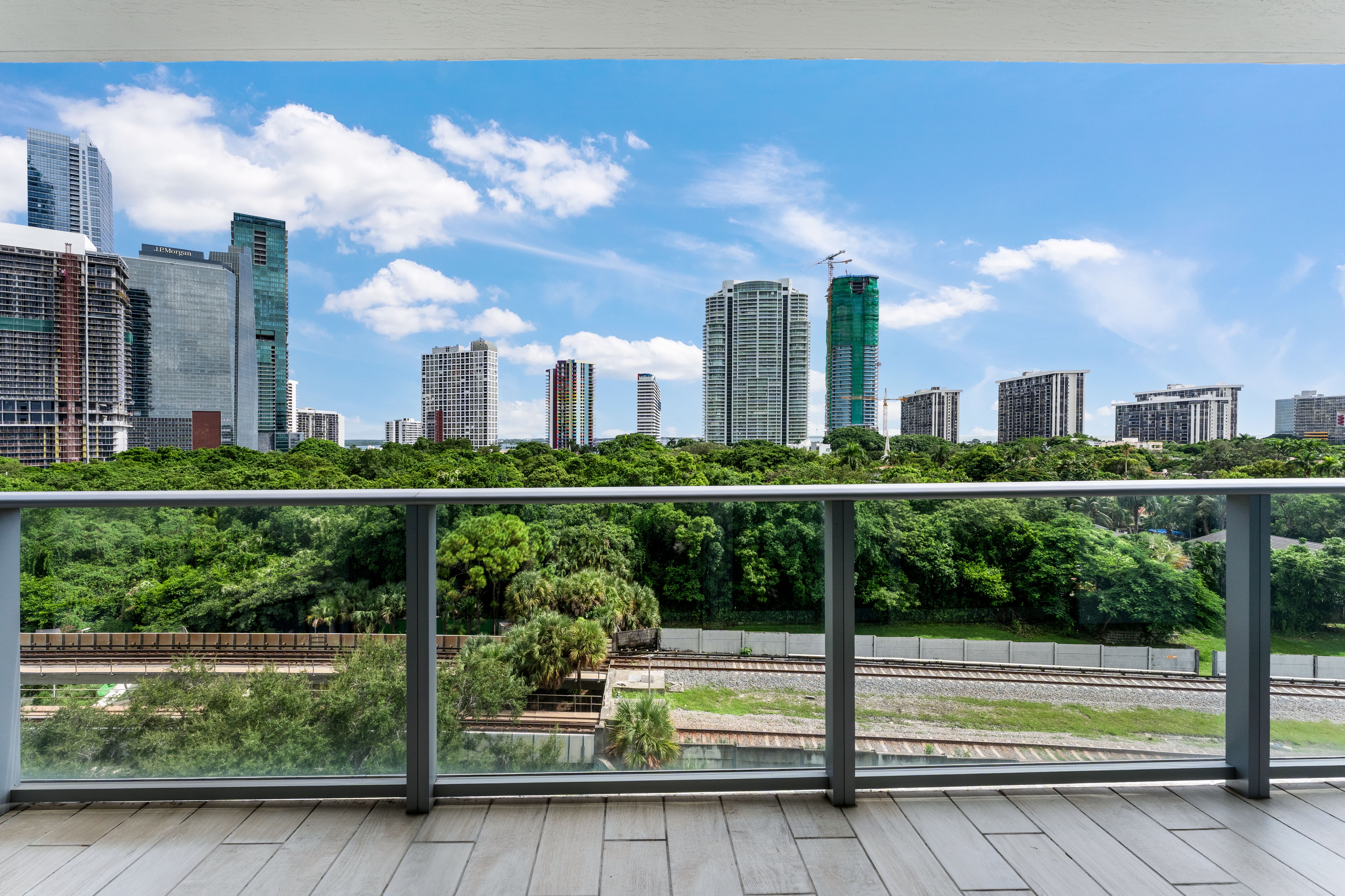  1600 SW 1st Ave, Miami, FL, 33129 - 物件實景