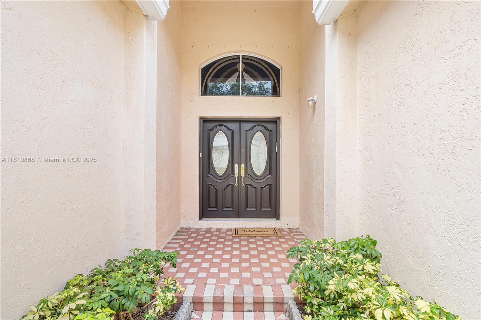 Weston, Florida, 33326, United States, 4 Bedrooms Bedrooms, ,3 BathroomsBathrooms,Residential,For Sale,1836929