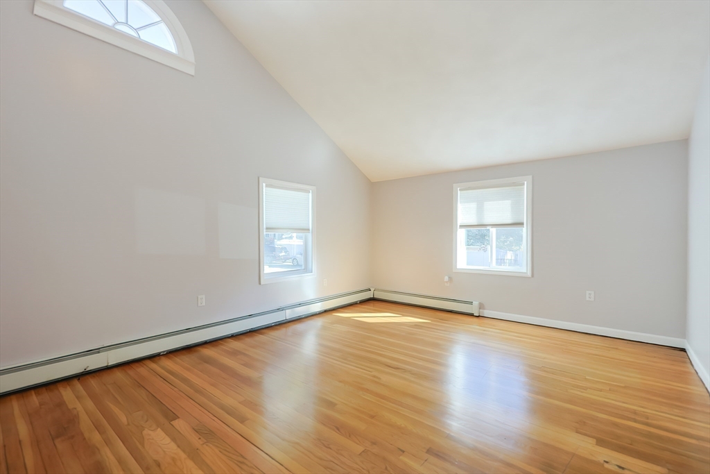 Peabody, Massachusetts, 01960, United States, 3 Bedrooms Bedrooms, ,2 BathroomsBathrooms,Residential,For Sale,2002865