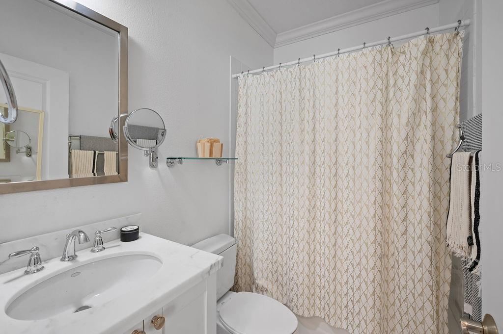 Sarasota, Florida, 34236, United States, 4 Bedrooms Bedrooms, ,4 BathroomsBathrooms,Residential,For Sale,1992105