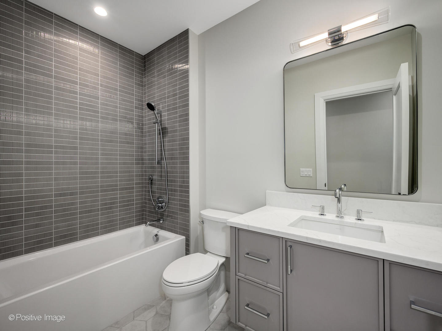 Wilmette, Illinois, 60091, United States, 5 Bedrooms Bedrooms, ,6 BathroomsBathrooms,Residential,For Sale,1987581