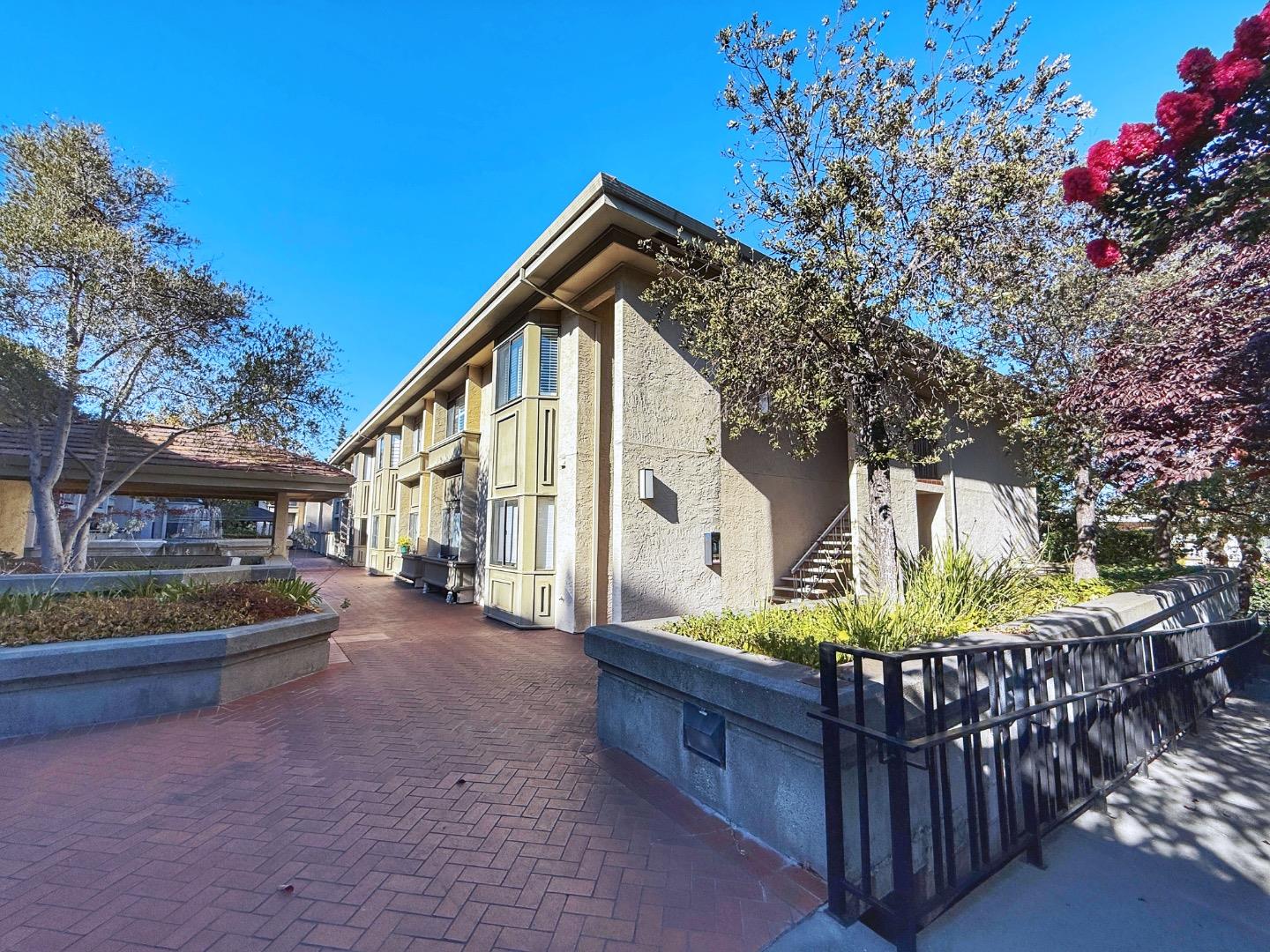 Santa Clara, California, 95051, United States, 2 Bedrooms Bedrooms, ,2 BathroomsBathrooms,Residential,For Sale,1941992