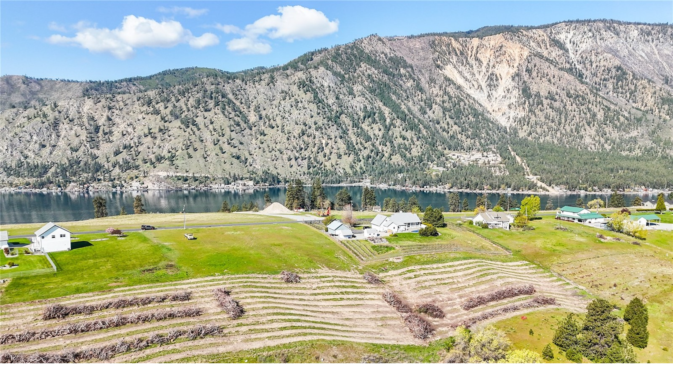  Rare Opportunity Overlooking Lake Chelan - 物件實景