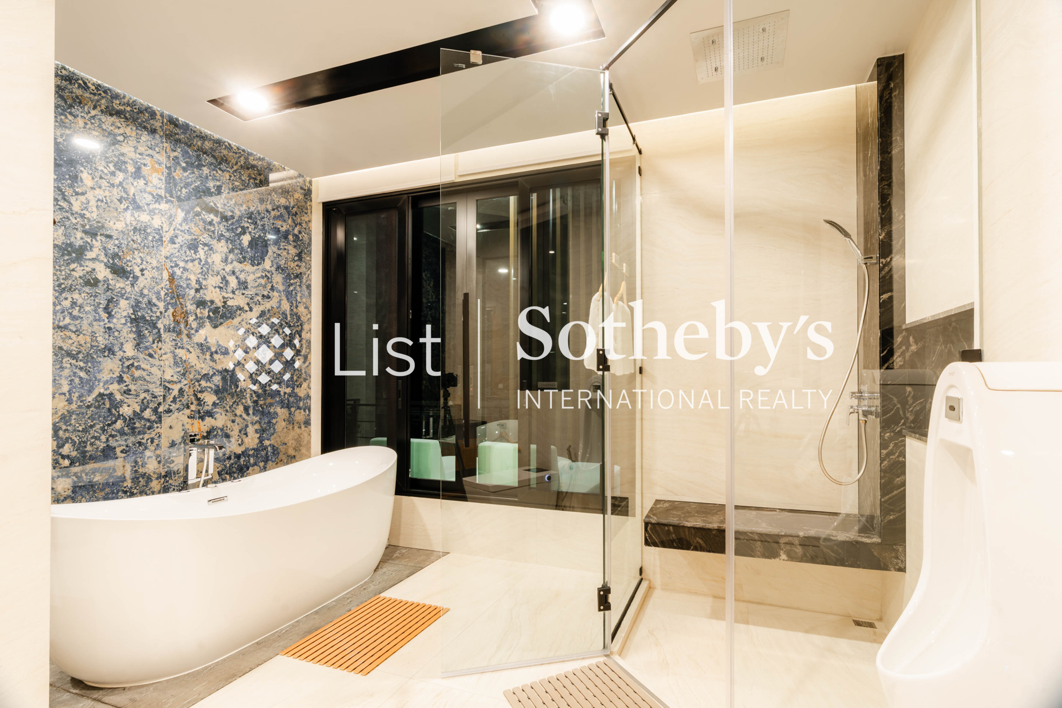  Nai Harn Baan Bua  Baan Project Komuth (Courtyard loft villa) - 物件實景