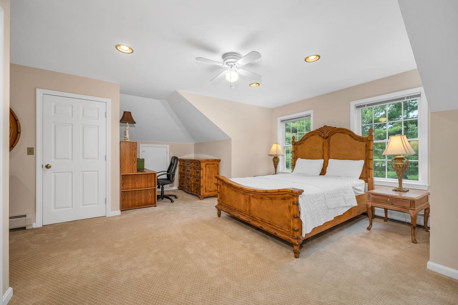 Gilford, New Hampshire, 03249, United States, 4 Bedrooms Bedrooms, ,4 BathroomsBathrooms,Residential,For Sale,1857235