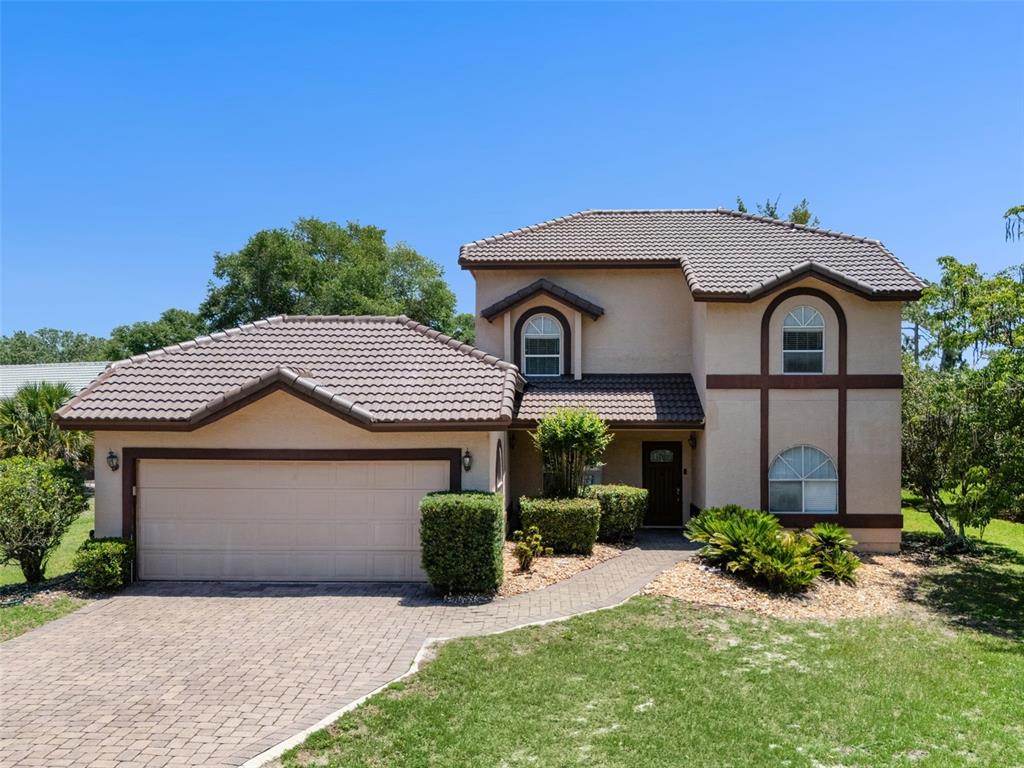 Orlando, Florida, 32817, United States, 4 Bedrooms Bedrooms, ,4 BathroomsBathrooms,Residential,For Sale,1821453