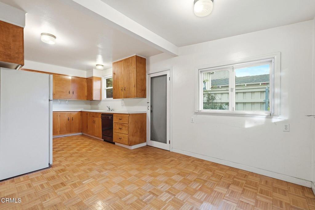 Pasadena, California, 91104, United States, 3 Bedrooms Bedrooms, ,1 BathroomBathrooms,Residential,For Sale,1993428