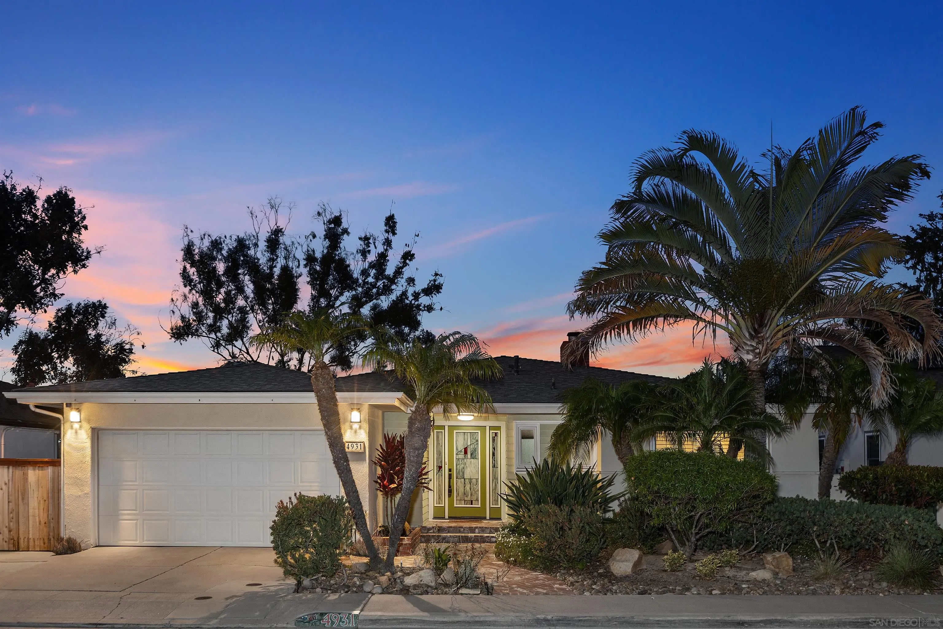 San Diego, California, 92115, United States, 3 Bedrooms Bedrooms, ,2 BathroomsBathrooms,Residential,For Sale,1960954